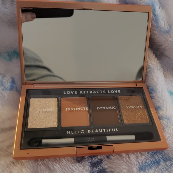 CHELLA La Vie Eyeshadow Palette Deluxe $40 - Picture 5 of 6